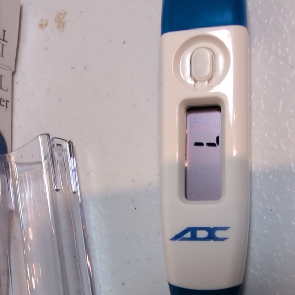 Digital Thermometer - Picture 2 of 2